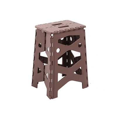 Складные пластиковые столы и стулья