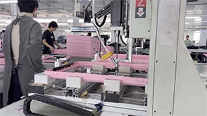 Чемодан ZL без молнии с широкой ручкой