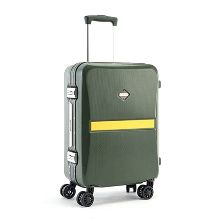 Дорожные чемоданы (чемоданы для сдачи в багаж)