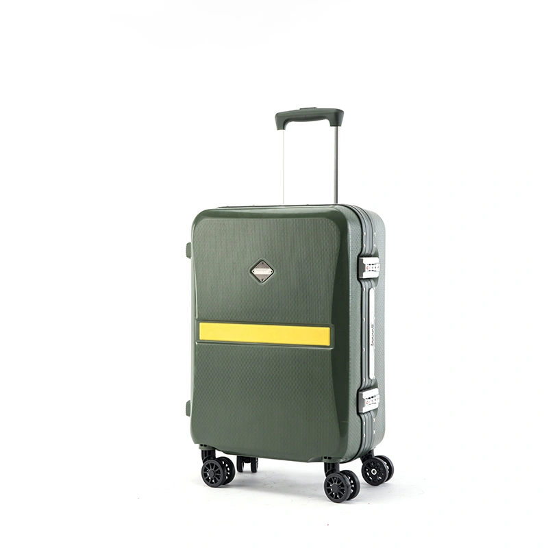 Чемодан без молнии 24″/28″