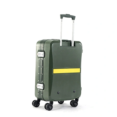 Багажный чемодан