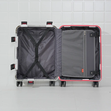 Багажный чемодан