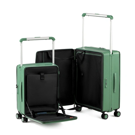 Багажный чемодан