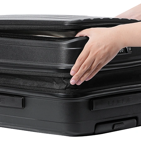 Багажный чемодан