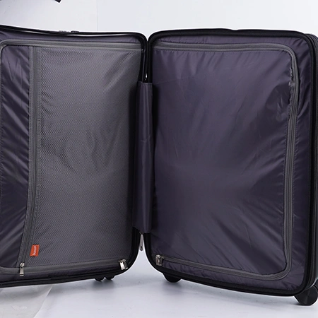 Багажный чемодан