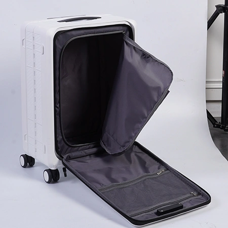 Багажный чемодан